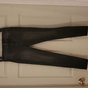 Gap Favorite Midrise Jegging. Size 27 Regular. Charcoal Black.
